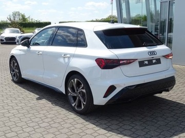 Audi A3 8Y Sportback Facelifting 1.5 35 TFSI 150KM 2025 AUDI A3 35 TFSI S Line Sportback Hatchback 1.5 (150KM) 2025, zdjęcie 2