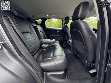 Jaguar F-Pace SUV 2.0 iD4 240KM 2017 Jaguar F-Pace 2.0 diesel ( 241 km ) - AWD- Automat - Szwajcaria Po serwis, zdjęcie 33