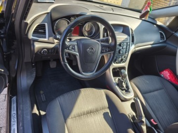 Opel Astra J Hatchback 5d 1.4 Turbo ECOTEC 140KM 2011 OPEL ASTRA J 1,4 140KM Stan BDB, zdjęcie 12