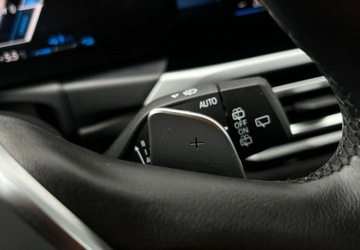 BMW Seria 3 G20-G21 Touring 2.0 330e 292KM 2022 BMW Seria 3 Naped 4x4 Hak Lopatki FV 23 2.0 Hybryda Plug-in 292KM, zdjęcie 11