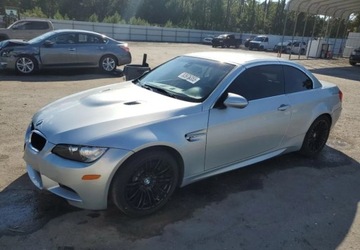 BMW Seria 3 E90-91-92-93 M3 Limuzyna E90 4.0 V8 420KM 2011 BMW M3 Auta z USA - Zapytaj o wiecej ofert 4.0 Benzyna 420KM