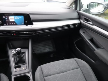 Volkswagen Golf VIII Variant 1.5 TSI 130KM 2022 VW Golf 1.5 TSI, Salon Polska, 1. Właściciel, zdjęcie 7