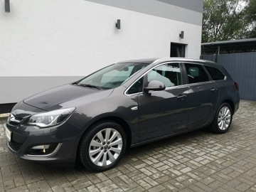 Opel Astra J Sports Tourer Facelifting 1.4 Turbo ECOTEC 140KM 2013 Opel Astra 1.4 16v 140KM Klimatronik Tempomat, zdjęcie 9