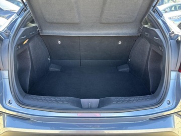 Toyota C-HR I Crossover Facelifting 1.8 Hybrid 122KM 2023 Toyota C-HR 1.8 Hybrid GPF Comfort, zdjęcie 11