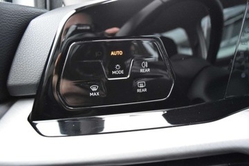 Volkswagen Golf VIII Variant 2.0 TDI 150KM 2022 Volkswagen Golf SalonPL TDI 150KM DSG Pakiety SideAssist Czujniki ACC ALU, zdjęcie 23