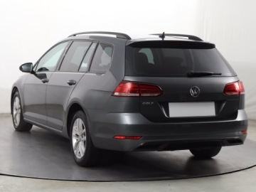 Volkswagen Golf VII Hatchback 3d Facelifting 1.6 TDI-CR DPF BMT 115KM 2019 VW Golf 1.6 TDI, Automat, Navi, Klima, Tempomat, zdjęcie 3