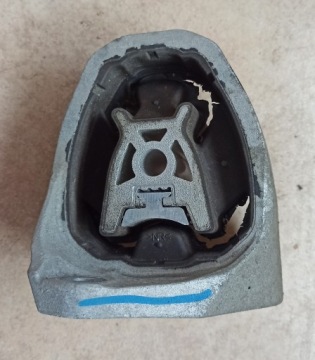 VOLVO V60 II S60 III ŁAPA PODUSZKA SILNIKA KOŁYSKI