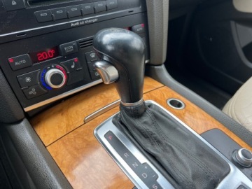 Audi Q7 I SUV 3.0 TDI quattro 233KM 2006 Audi Q7 QUATTRO AUTOMAT LEDY SKORY NAWIGACJA KAMERA GRZANE FOTELE EL.SZYBY, zdjęcie 9