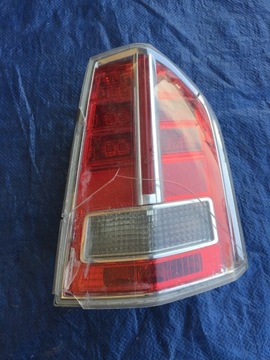 CHRYSLER 300C THEMA 11 12 SVĚTLO ZADNÍ PRAVÁ EVROPA