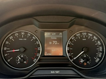 Skoda Octavia III Kombi 1.6 TDI CR DPF 110KM 2015 Škoda Octavia Skoda Octavia Xenon Navi, zdjęcie 14
