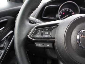 Mazda 2 III Hatchback 5d 1.5 SKY-G i-ELOOP 115KM 2018 Mazda 2 rata brutto od 2 072 zł / m-c |Klimatyzacj, zdjęcie 17