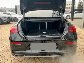 Mercedes CLA C118/X118 2026 MERCEDES-BENZ CLA 200 AMG Line Sedan 1.5 (163KM) 2026, zdjęcie 2