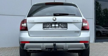 Skoda Octavia III Kombi Facelifting 2.0 TDI 150KM 2019 Skoda Octavia 4x4 Automat Navi Parktronic Kamera Alcantara Led FV23, zdjęcie 11