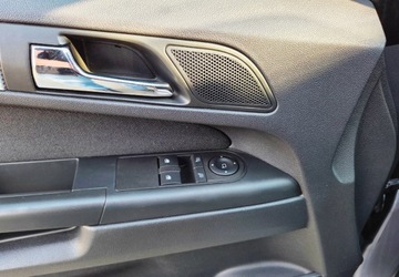 Opel Zafira B 1.9 CDTI ECOTEC 120KM 2006 Opel Zafira 1,9 Diesel 120 km 7- osobowy 1.9 Diesel 120KM, zdjęcie 35