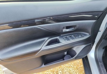 Mitsubishi Outlander III SUV Facelifting 2017 2.0 150KM 2017 Mitsubishi Outlander Mitsubishi Outlander 2.0 2WD CVT Diamant Edition 2.0, zdjęcie 19