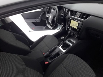 Skoda Octavia III Kombi 2.0 TDI 150KM 2016 Skoda Octavia 2.0, nawigacja, zadbany środek, zdjęcie 6