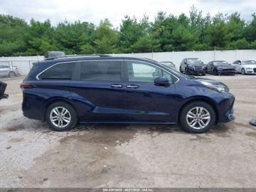 Toyota Sienna III 2023 Toyota Sienna 2023 TOYOTA SIENNA XLE 2.5 Hybryda 189KM, zdjęcie 8