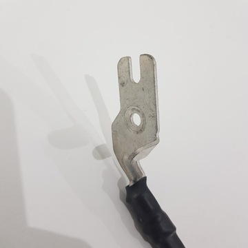 МИНУСНЫЙ РАЗЪЕМ RENAULT CLIO V 1.0 SCE 240807516R