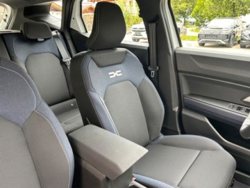 Dacia Duster III 2026 Od ręki - Expression 4x4 1.2 TCe Hybrid-G LPG 150KM / Pakiet Zimowy, zdjęcie 5