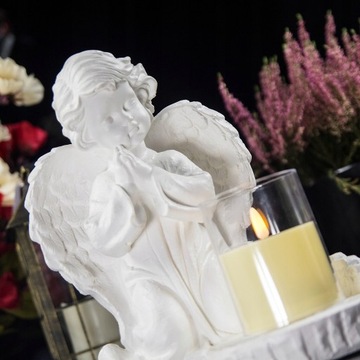 Большая свеча + гипская свеча