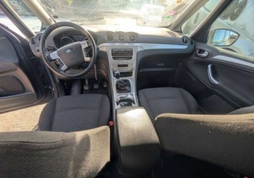 Ford Galaxy III Van 2.0 Duratorq TDCi 140KM 2008 Ford Galaxy Ford Galaxy 2,0 TDCI 7-osobowy 2.0 Diesel 140KM, zdjęcie 3