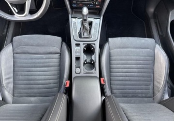 Volkswagen Passat B8 Variant Facelifting 2.0 TDI SCR 150KM 2023 Volkswagen Passat Variant SalonPL Elegance 2.0TDI 150KM Podg.Fotele NAVI T, zdjęcie 16
