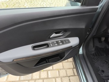 Dacia Jogger 2023 Jogger 1.0 TCe SL Extreme LPG 7os., zdjęcie 9