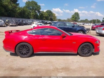 Ford Mustang VI Fastback Facelifting 5.0 Ti-VCT 450KM 2022 Ford Mustang Gt Premium Fastback 2022 5.0l 5.0 Benzyna 450KM, zdjęcie 6