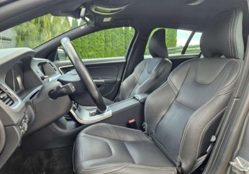 Volvo V60 I Kombi Facelifting 2.0 D2 DRIVE-E 120KM 2018 Volvo V60 V 60,Faktura VAT marza 2.0 Diesel 120KM, zdjęcie 14