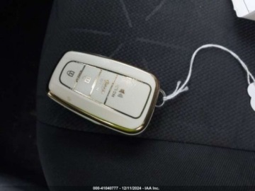 Toyota 2024 Toyota RAV4 2024 Toyota RAV4 XLE AWD (Natl) 2.5 Benzyna 203KM, zdjęcie 9