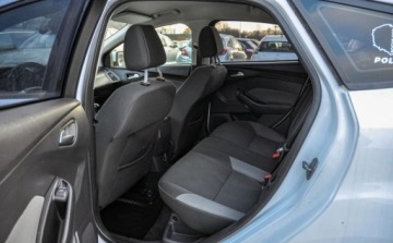 Ford Focus III Kombi 1.6 EcoBoost 150KM 2011 Ford Focus 1,6T (150KM) 1.6 Benzyna 150KM, zdjęcie 5