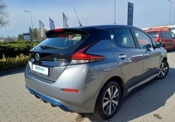 Nissan Leaf II Hatchback Elektryczny 40kWh 150KM 2022 Nissan Leaf 40kWh Acenta 150 KM I wl. sewisowany w ASO Elektryczny, zdjęcie 5