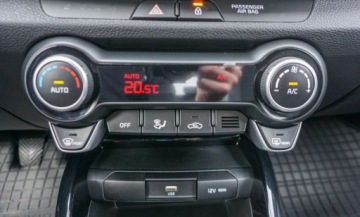 Kia Stonic I Crossover Facelifting 1.2 DPI 79KM 2024 Kia Stonic Kia Stonic 1.2 79KM 1.2 Benzyna 79KM, zdjęcie 21