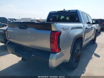 Toyota Tundra II 2023 Toyota Tundra 2023r, SR5, 3.4L, 4x4 3.4 Benzyna 390KM, zdjęcie 6
