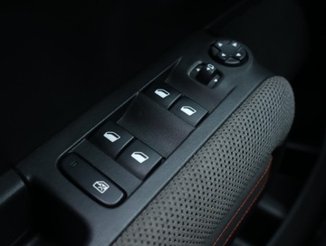 Citroen C3 Aircross  I Crossover 1.2 PureTech 110KM 2018 Citroen C3 Aircross 1.2 PureTech, Salon Polska, zdjęcie 18