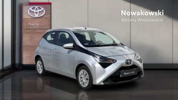 Toyota Aygo II Hatchback 3d Facelifting 1.0 VVT-i 72KM 2021 Toyota Aygo 1.0 VVT-i X-play II (2014-) 1.0 VVT-i, zdjęcie 29