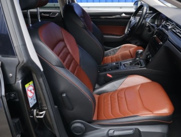 Volkswagen Arteon Fastback 2.0 TSI 190KM 2017 VW Arteon 2.0 TSI, Salon Polska, Serwis ASO, zdjęcie 8