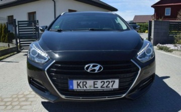 Hyundai i40 Kombi Facelifting 1.7 CRDi 141KM 2015 Hyundai i40 1.7CRDI Automat Navi Kamera Led 2 KPL KOL 2015r Sprowadzony, zdjęcie 3