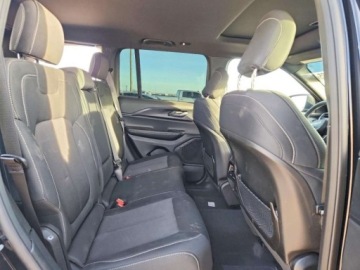 Jeep Grand Cherokee V 2025 Jeep Grand Cherokee Laredo 2025 3.6 Benzyna 293KM, zdjęcie 10