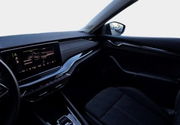 Skoda Octavia IV Liftback 1.5 TSI e-Tec Mild Hybrid 150KM 2024 Skoda Octavia Top Led Matrix - Martwe Pole - ACC 210kmh - Virtual Cockpit, zdjęcie 12