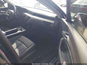 Audi Q8 2024 Audi Q8 E-Tron Premium Plus Quattro 2024 Elektryczny 355KM, zdjęcie 9