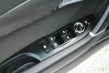 Hyundai i40 Sedan Facelifting 2018 1.6 CRDI (LOW)  115KM 2019 Hyundai i40 F-VAT Gwarancja Comfort Grzane fotele, zdjęcie 16