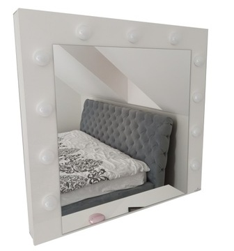 Белый туалетный столик с подсветкой, глянцевым металлическим зеркалом