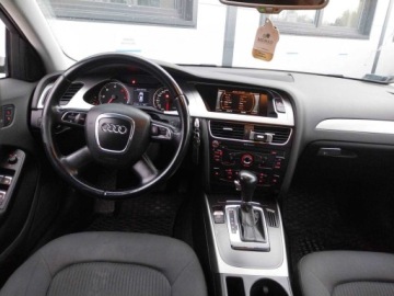 Audi A4 B8 Avant 2.0 TDI 143KM 2008 Audi A4 2.0 TDI, Automat, Klima, Klimatronic,ALU, zdjęcie 1
