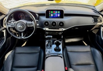 Kia Stinger Liftback 2.0 T-GDi 245KM 2019 Kia Stinger Kia Stinger 2.0 T-GDI OPF GT Line 2.0 Benzyna 245KM, zdjęcie 8