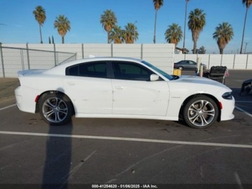 Dodge Charger VII 2022 Dodge Charger rt, 2022r., 5.7L 5.7 Benzyna 372KM, zdjęcie 4