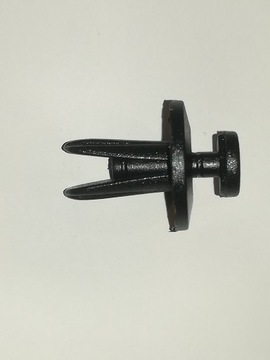 ЗАЖИМЫ, ШПИЛЬКИ, УНИВЕРСАЛЬНЫЕ ТОЛКАТЕЛИ, КОЛЕСНЫЕ АРКИ, ОБИВКА