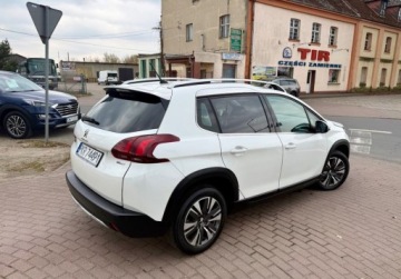 Peugeot 2008 I SUV Facelifting 1.2 PureTech 110KM 2017 Peugeot 2008 1.2 T NAVI Ledy Panorama dach 1.2 Benzyna 110KM, zdjęcie 5