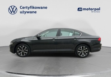 Volkswagen Passat B8 Limousine Facelifting 2.0 TSI 190KM 2021 Volkswagen Passat Business Pakiety, ACC, Ladowarka indukcyjna, GPS, ergoC, zdjęcie 2