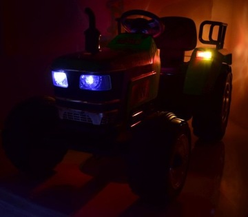 TRAKTOR NA AKUMULATOR Z PILOTEM/HL2788ZIELONY